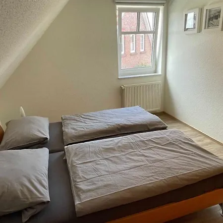 Nr 46 - Muehlenblick Naehe Museumshafen *